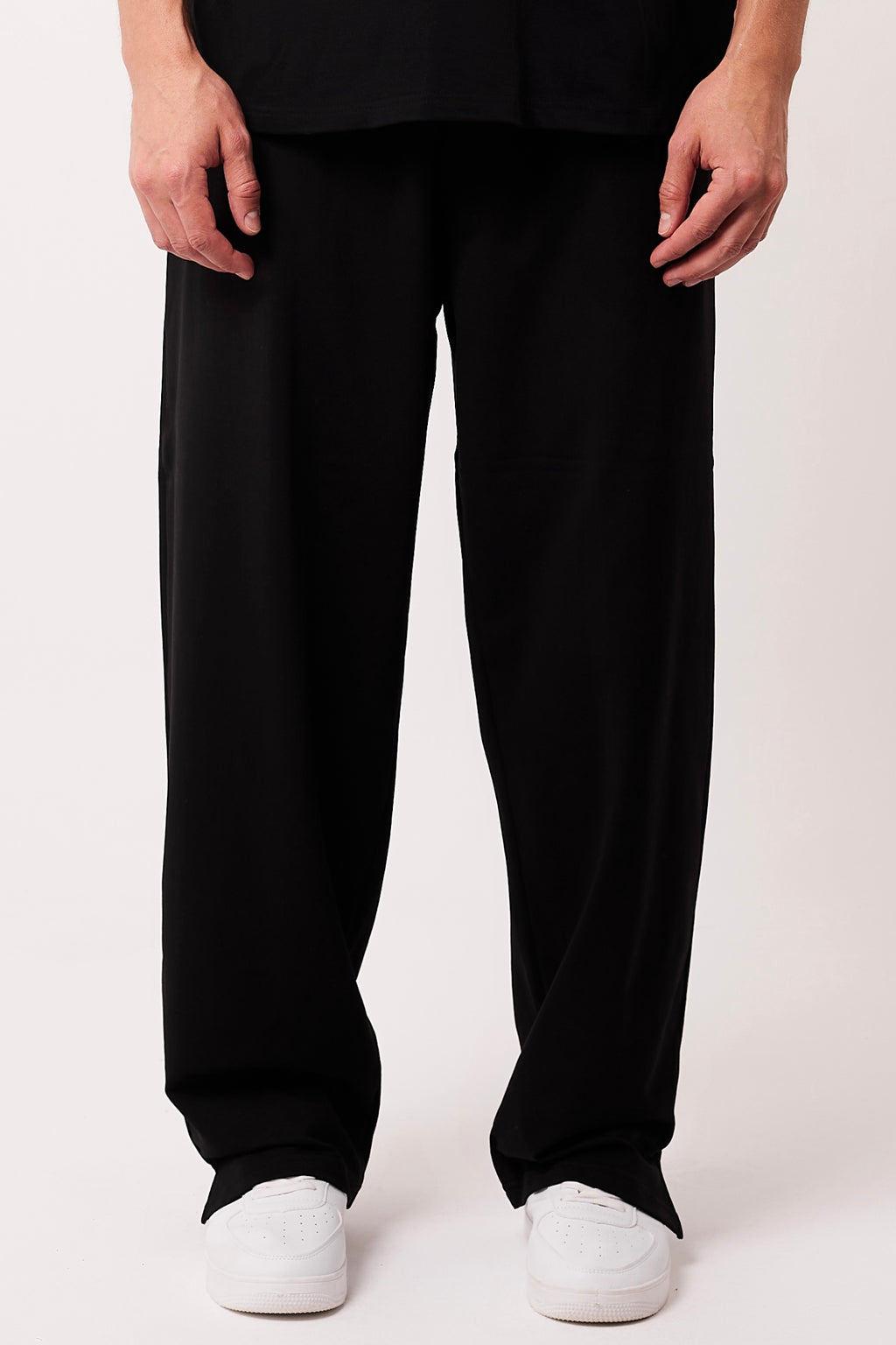 Everyday baggy sweatpants black