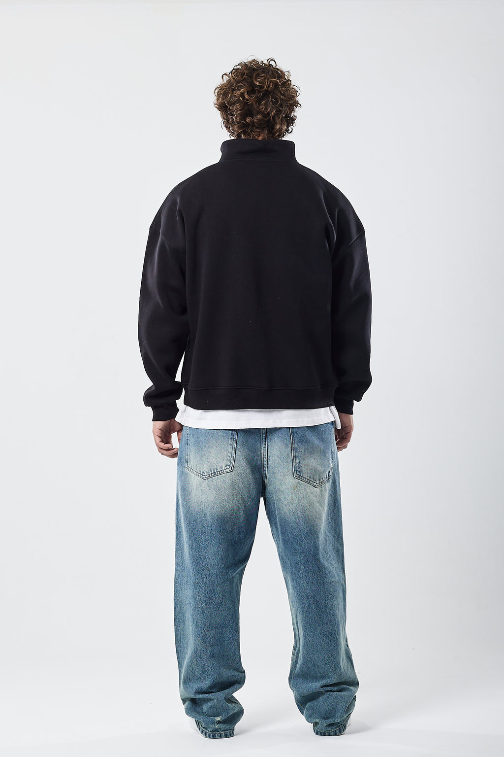 Half-zip sweatshirt jet black