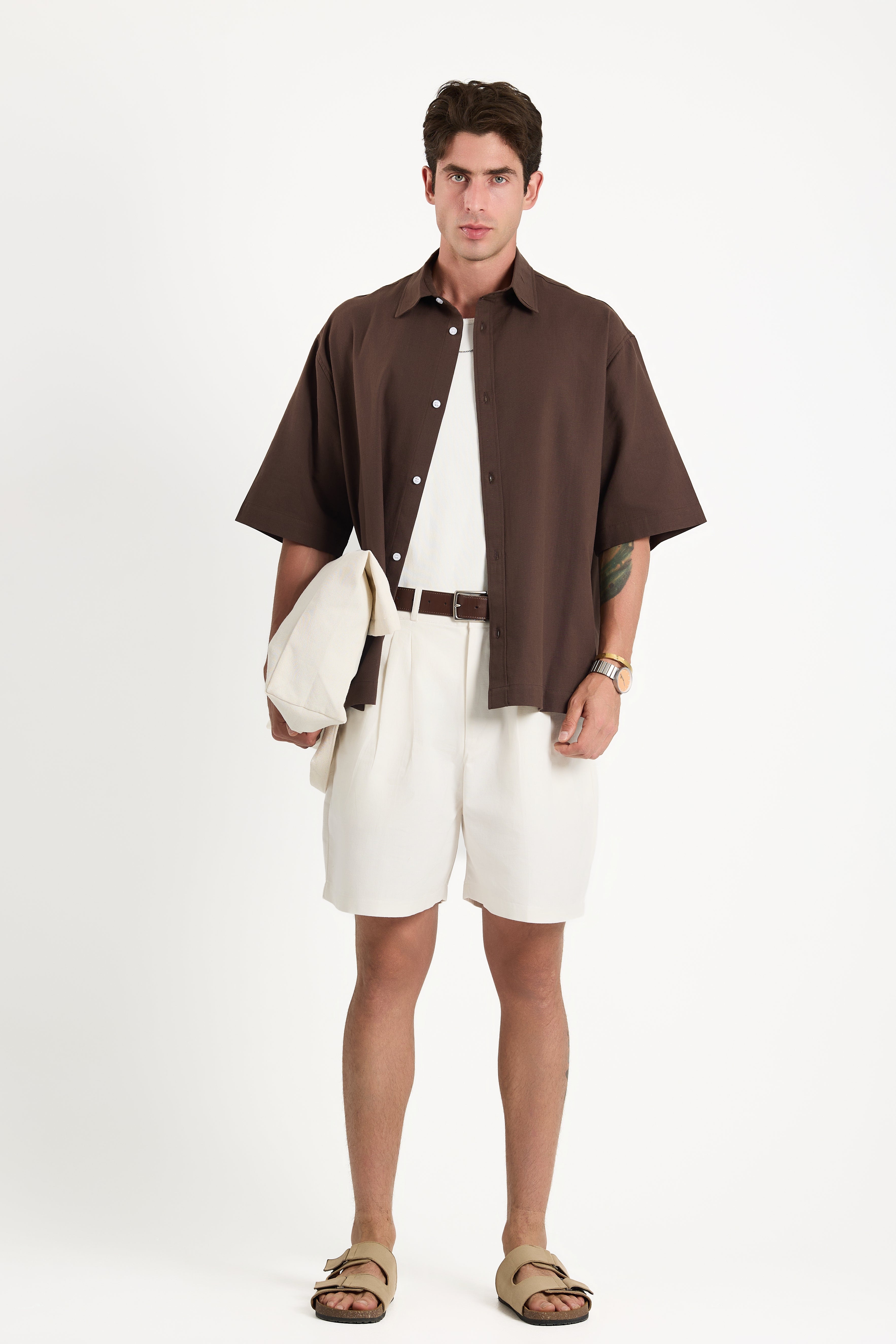 Off-white pleated linen shorts