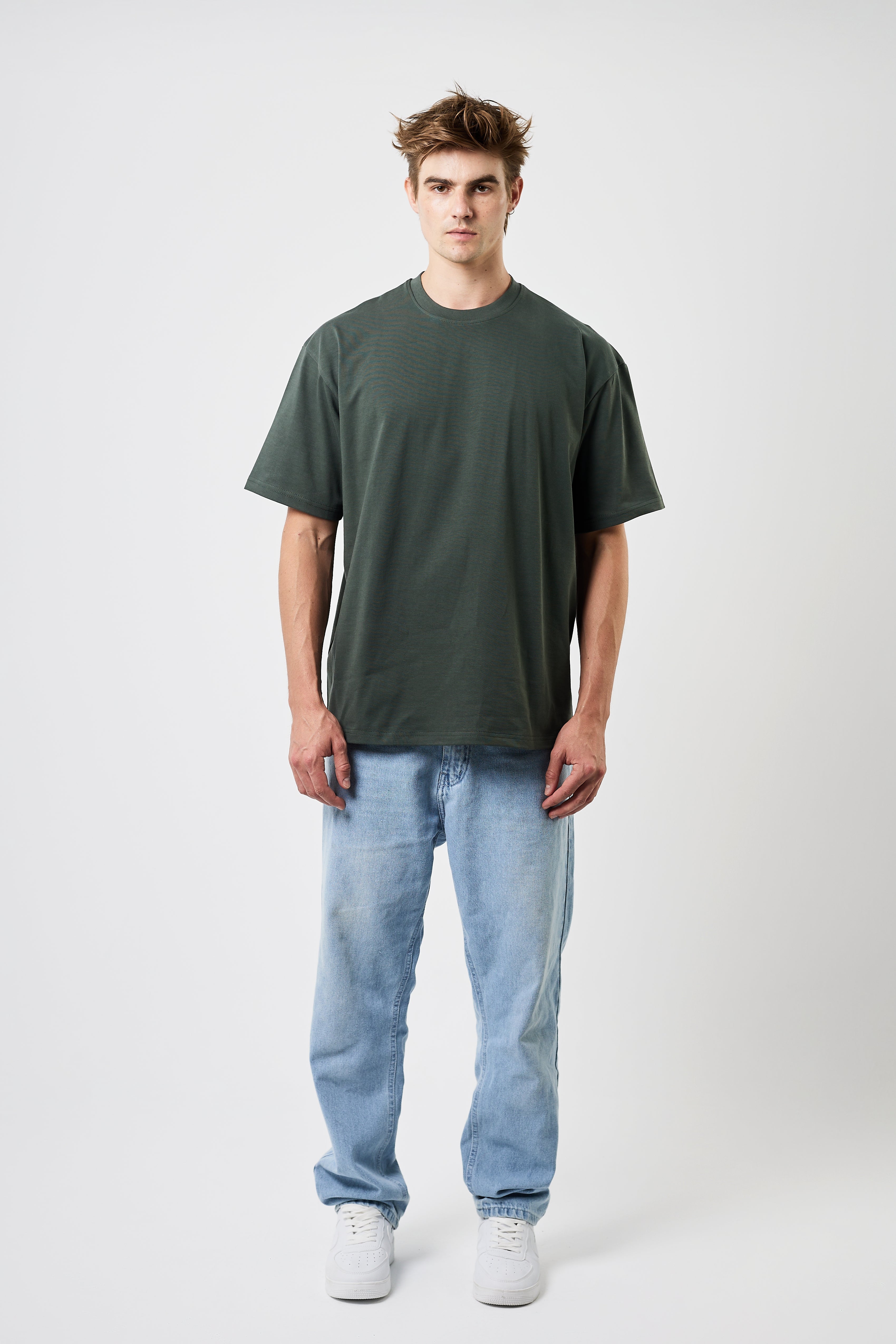 EVERYDAY STRAIGHT-LEG JEANS LIGHTBLUE