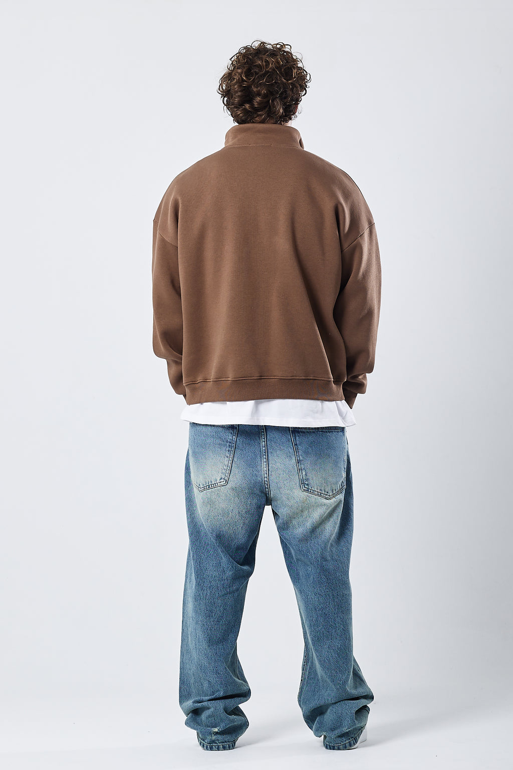 Half-zip sweatshirt coffee brown