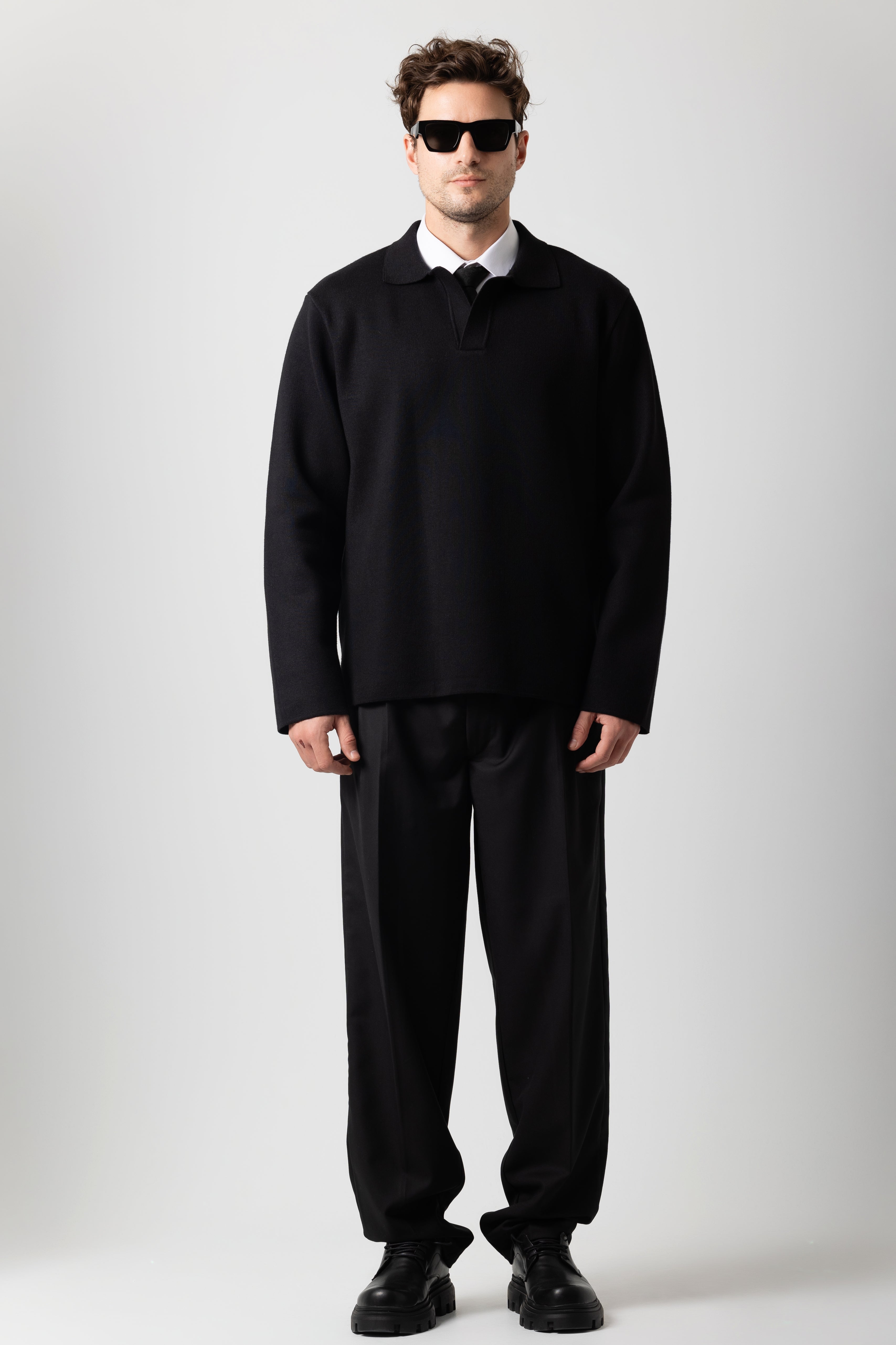 Black Wide-Leg Tailored Pants