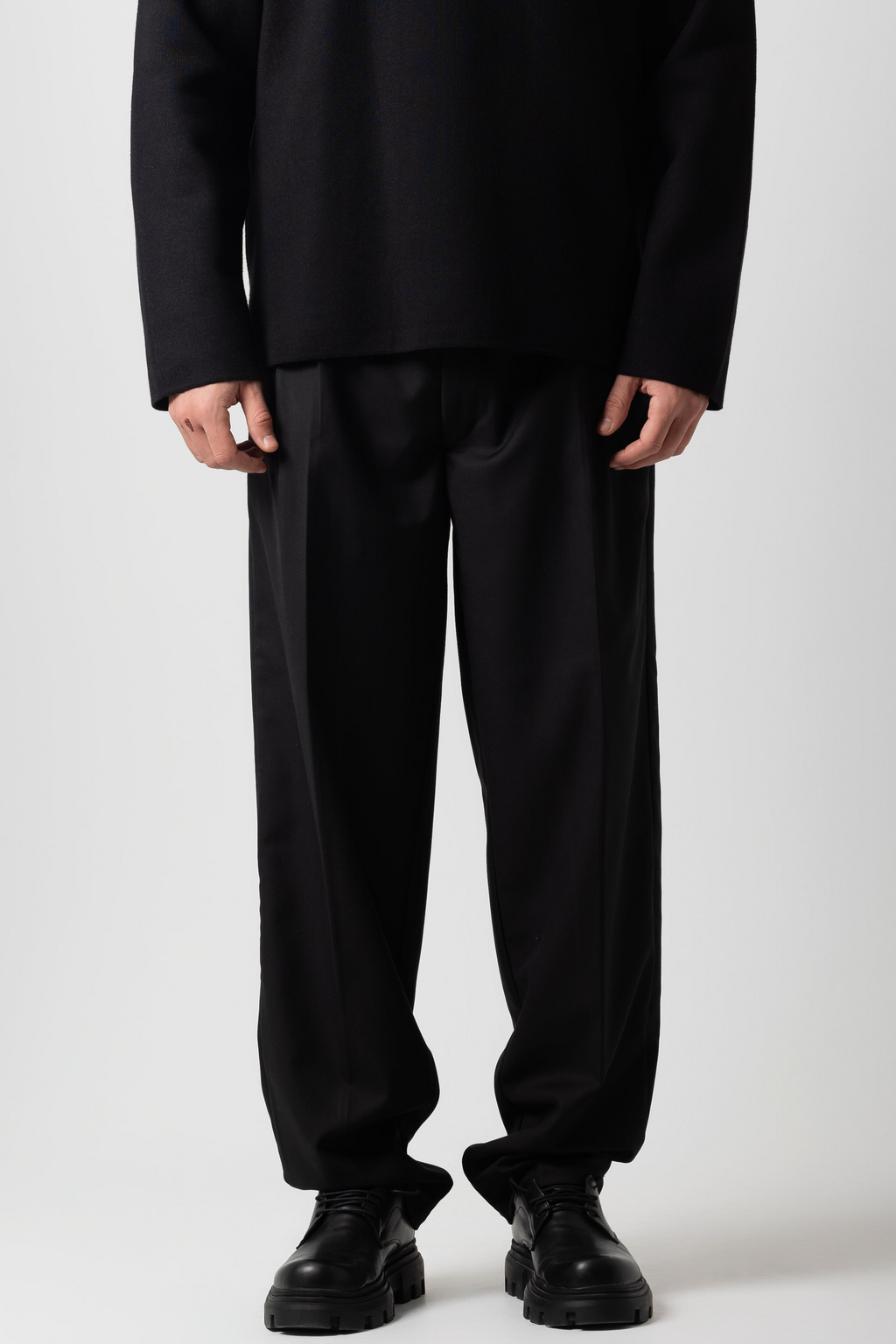 Black Wide-Leg Tailored Pants
