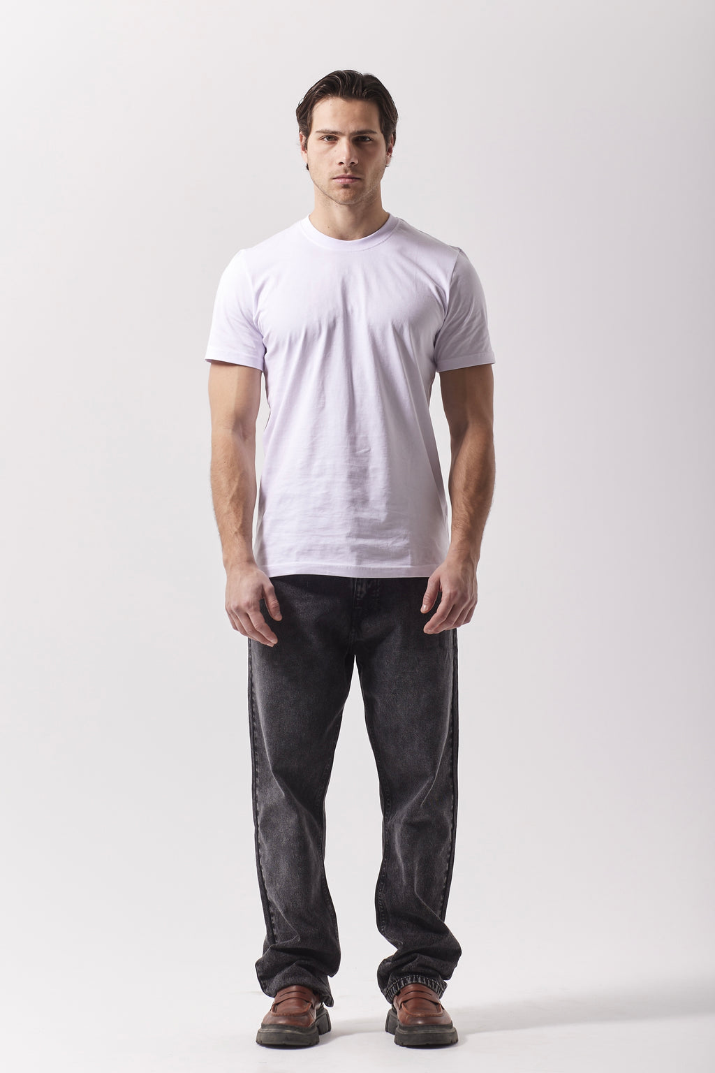 EVERYDAY STRAIGHT-LEG JEANS DARK GREY