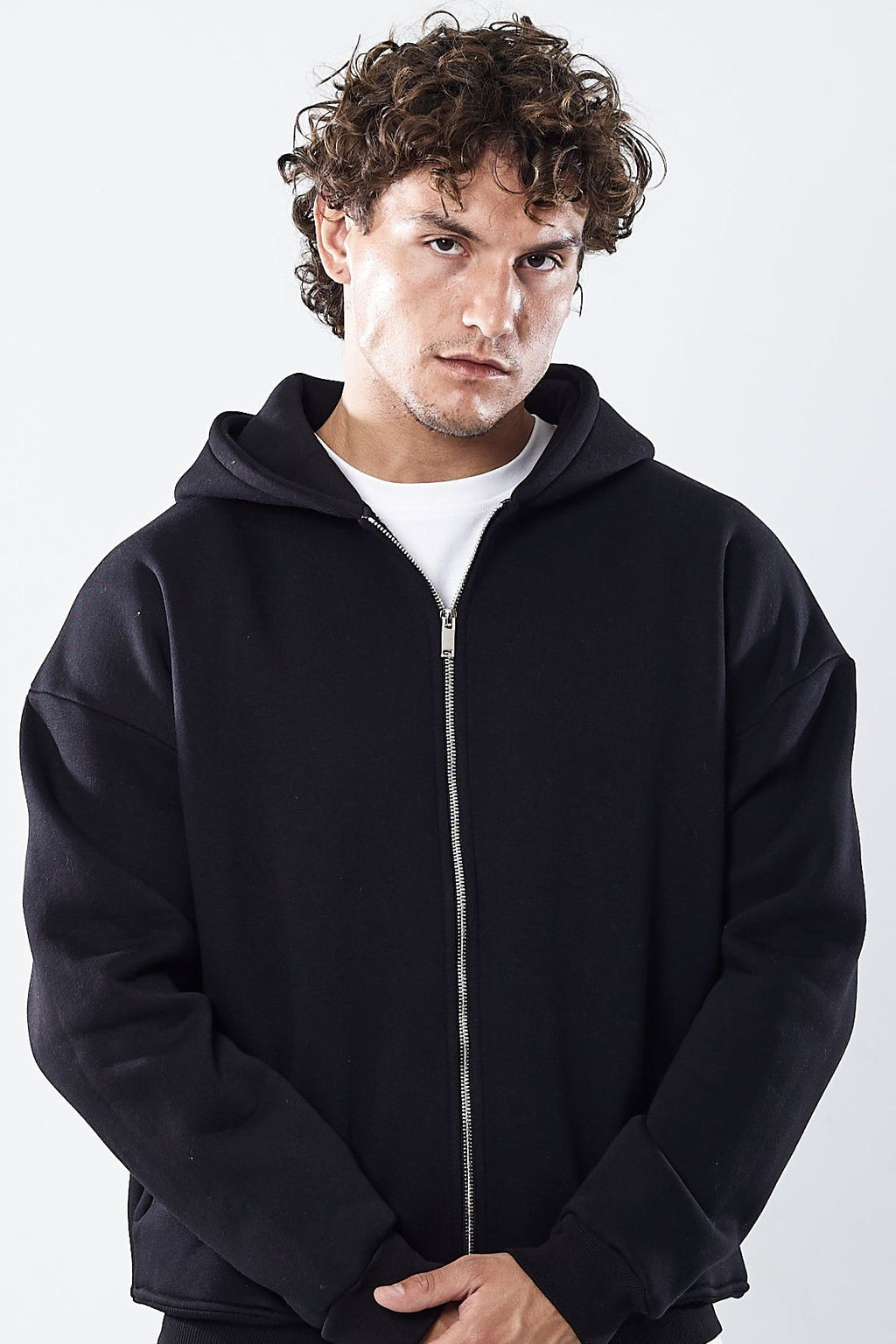 Zip-up Hoodie V2 jet black