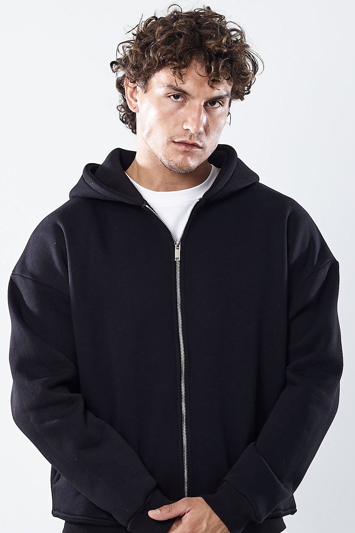 Zip-up Hoodie V2 jet black