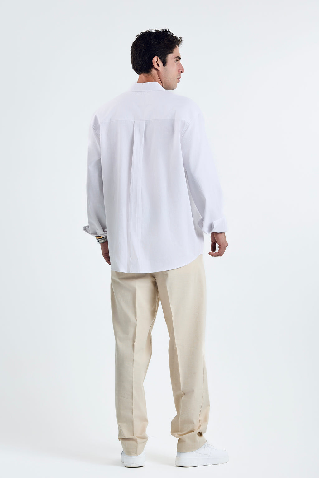 Beige wide-leg pleated linen pants