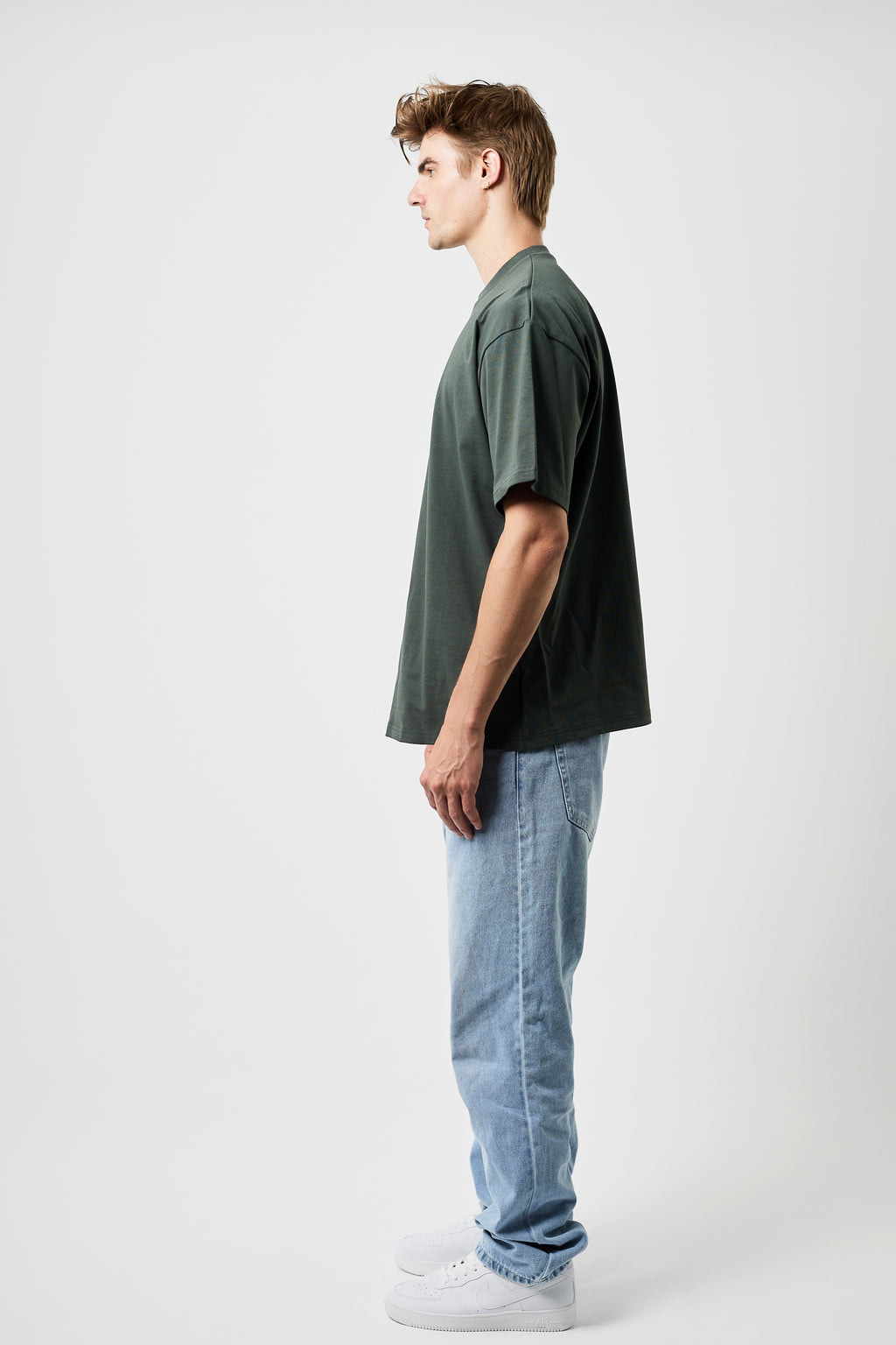 EVERYDAY STRAIGHT-LEG JEANS LIGHTBLUE