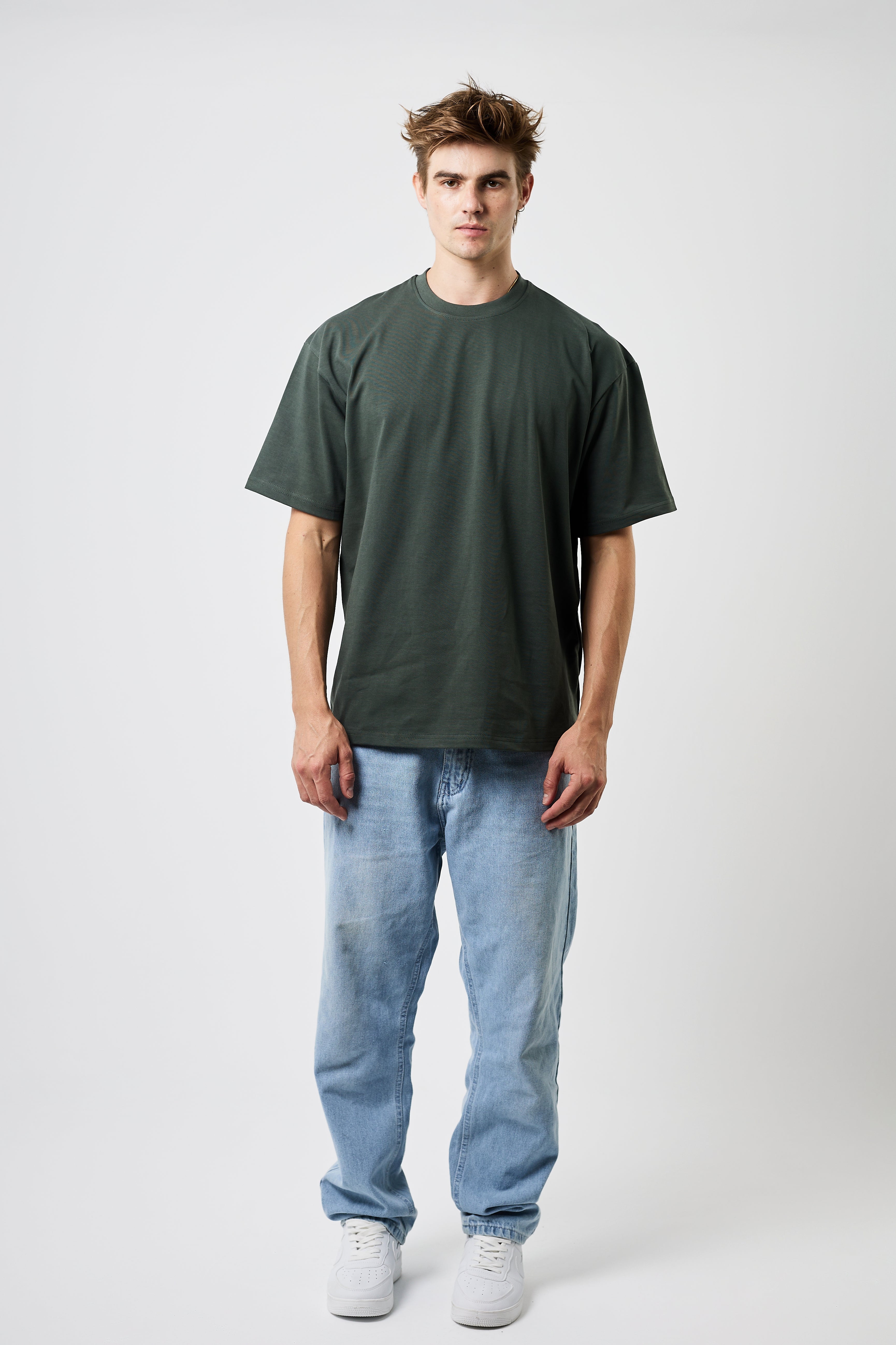 EVERYDAY STRAIGHT-LEG JEANS LIGHTBLUE